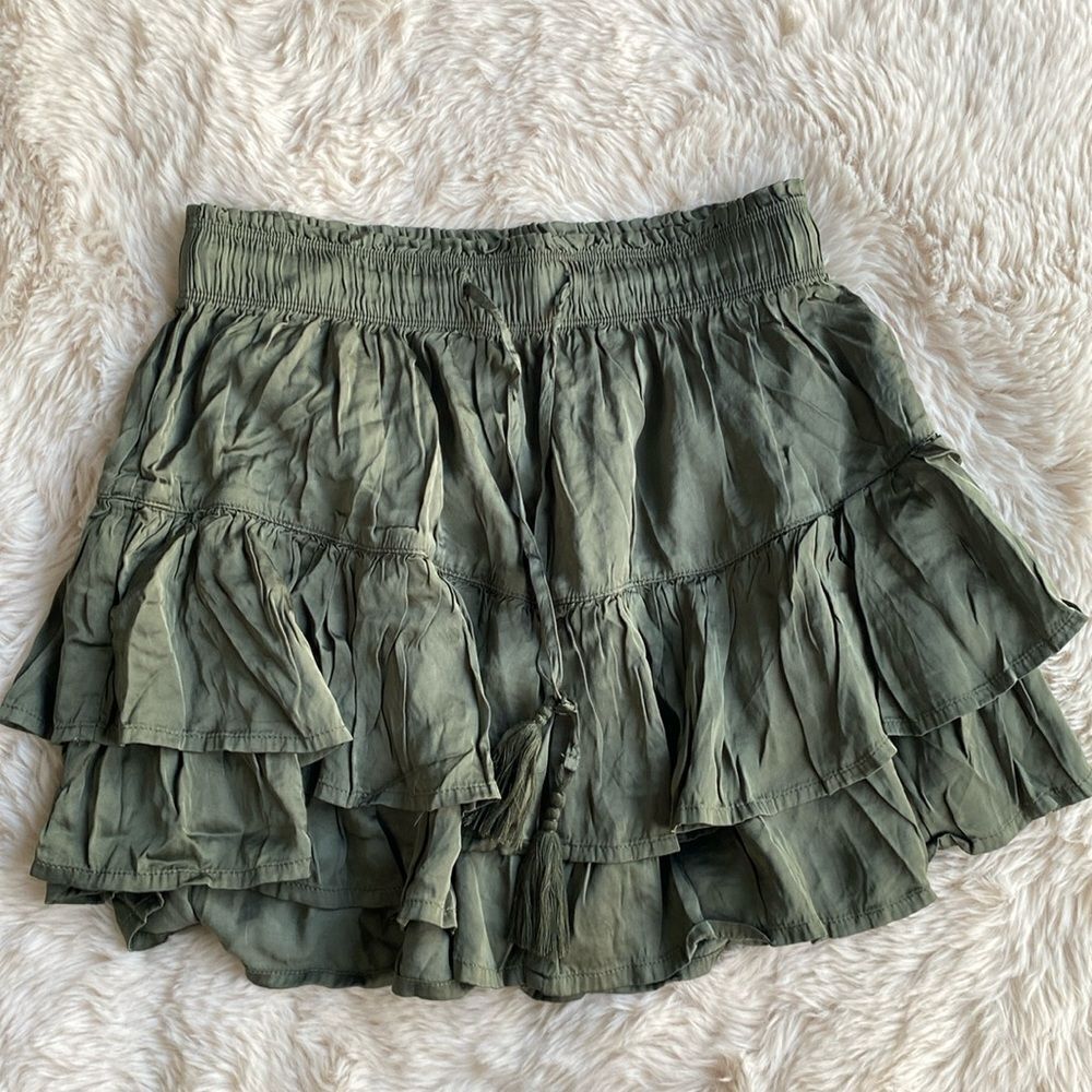 Aerie Olive Green Tiered Ruffle Skirt Size Small
